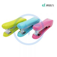 得培力(Depli) D-9806 省力型订书机 适用24/6 26/6号钉 颜色随机