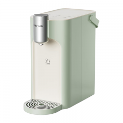 小熊 YSJ-E20T1 饮水机 家用桌面台式小型烧水一体机4L